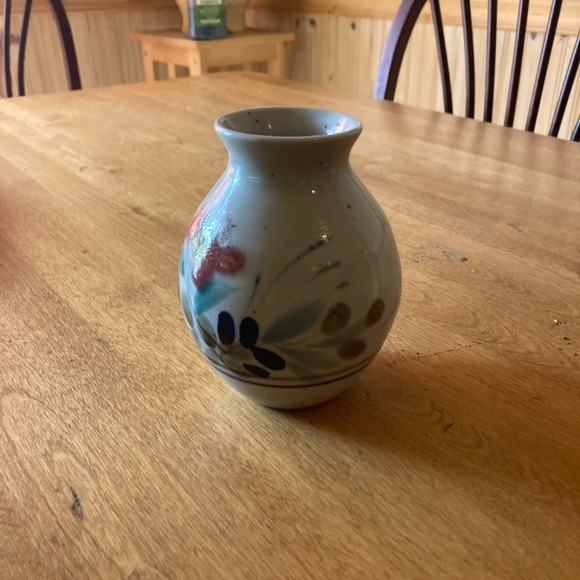 Highland stoneware hand painted miniature vase - Picture 4 of 4